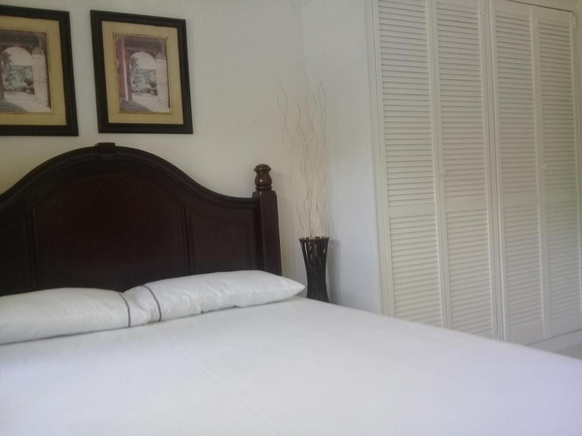 Hotel Royal Escape - 1 Anse La Raye Esterno foto