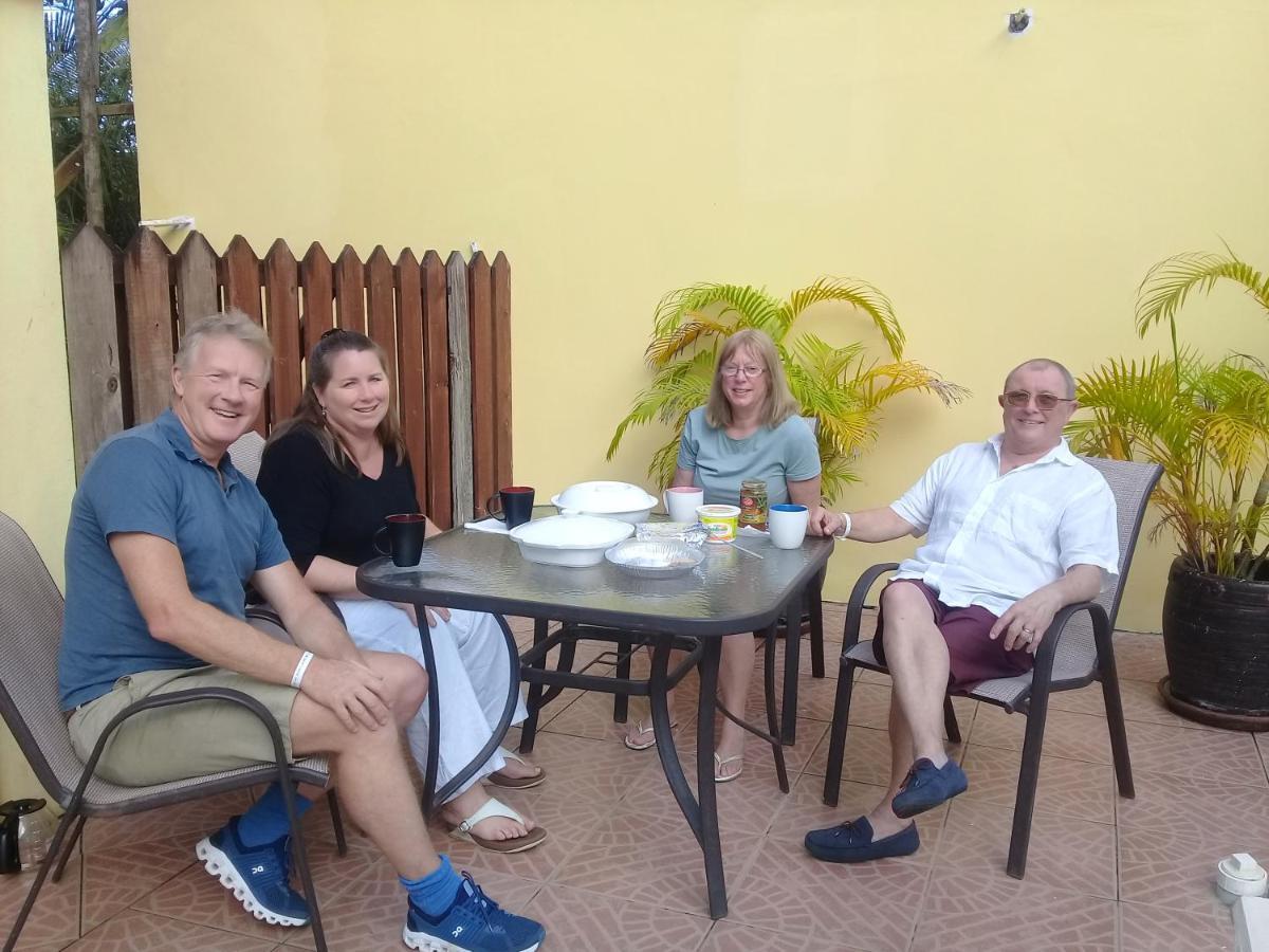 Hotel Royal Escape - 1 Anse La Raye Esterno foto
